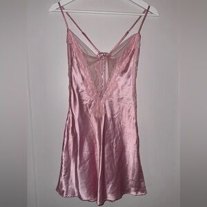 Elegant Pink Lace Trim Nightgown